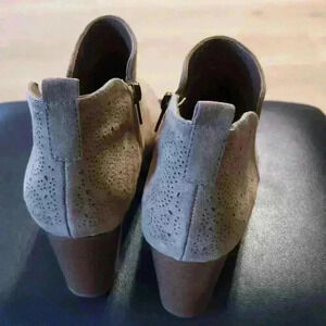 Parker & Sky ankle boots Size: 8